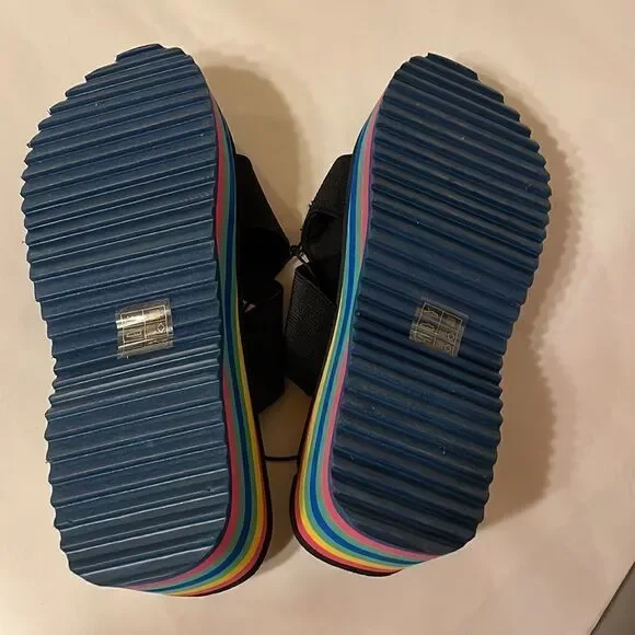 UO Sandals NWOT - Picture 6 of 8